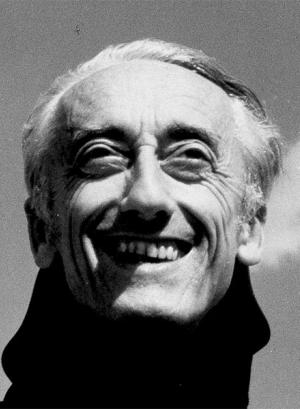 jacques-yves-cousteau-450x600.jpg